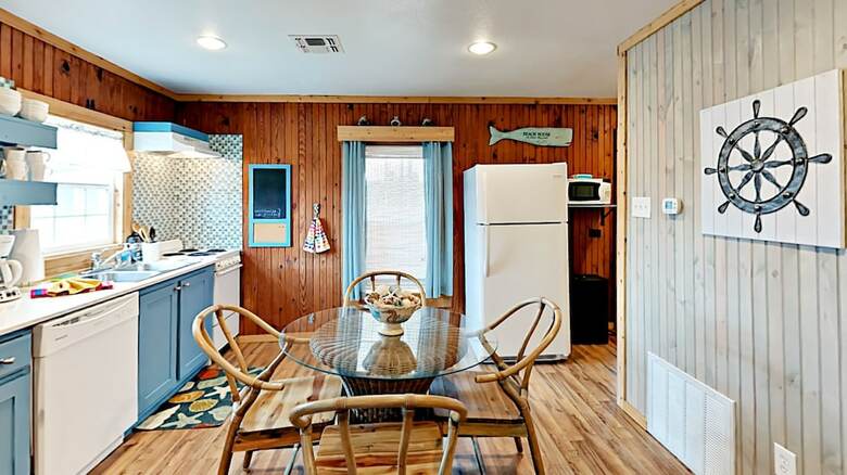 Sunrise Cabana - Two Bedroom Home