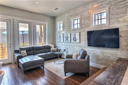 The Oyster House Home