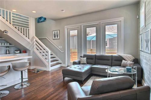 The Oyster House Home