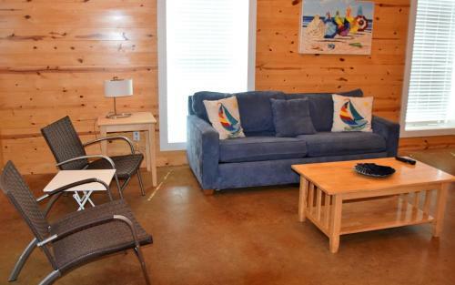 The Commons 101 - Three Bedroom Townhome