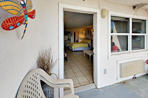 Apartamento 124 Sea Breeze - Island Time Condo