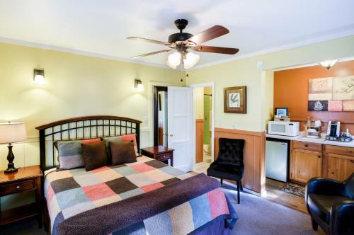 Prescott Pines Inn Bed And Breakfast