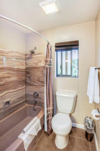 Prescott Pines Inn Bed And Breakfast
