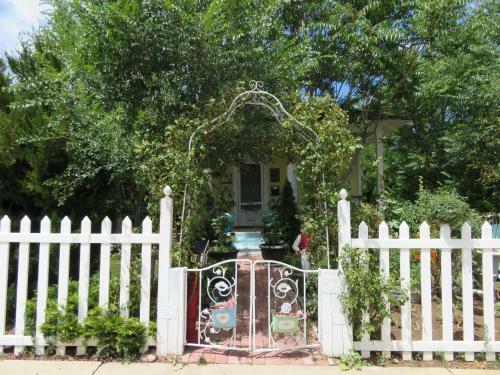 Virginia St. Dollhouse