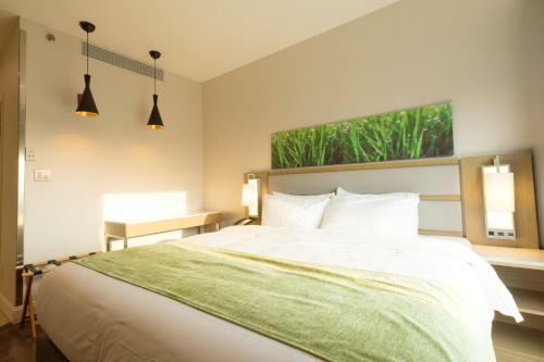 Hotel Wyndham Garden Fresh Meadows Flushing
