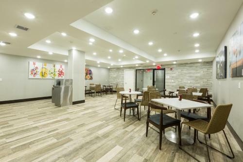 Hotel Ninety Five - Jfk Airport