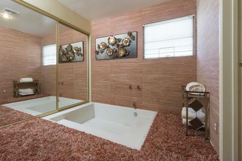 Time Capsule Rental