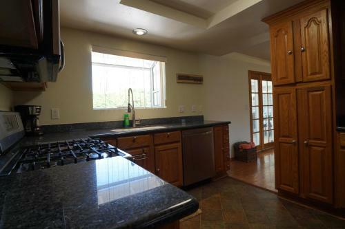 203. The Mottle Villa | Rm 3br/3ba