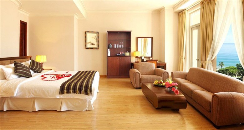 Sunrise Nha Trang Beach Hotel & Spa