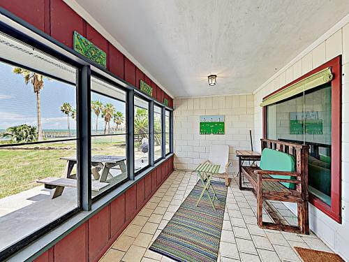 Fulton Beach Four-bedroom House Home