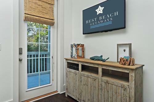 Seas The Day At Seacrest Home
