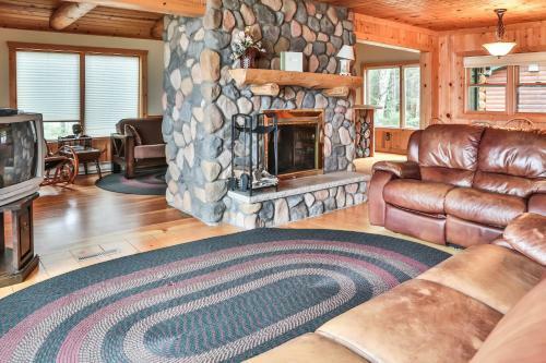 Found Paradise 2 - Hiller Vacation Homes