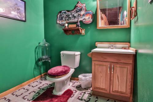 Pickerel Point Executive Home - Hiller Vacation Homes Home