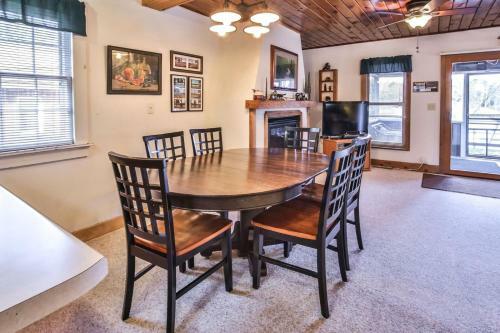 Poplar - Elbert's - Hiller Vacation Homes Cottage