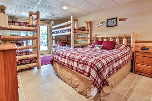 Sandy Cove - Hiller Vacation Homes