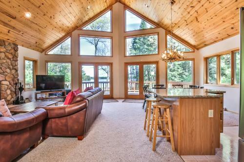 Sandy Cove - Hiller Vacation Homes