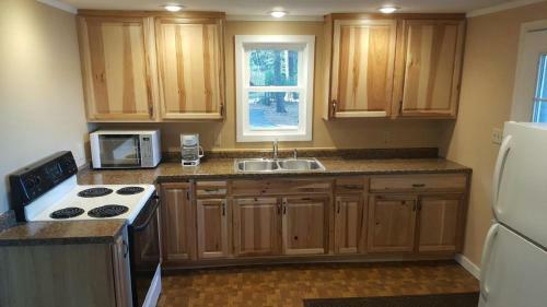 Sunset Bay - Hiller Vacation Homes