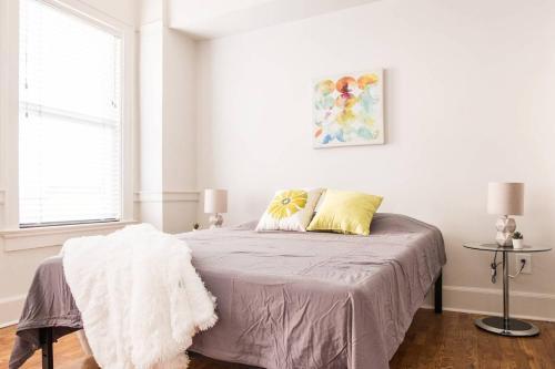 Apartamento Best Location Near Riverwalk! 1br Apt W/ Parking