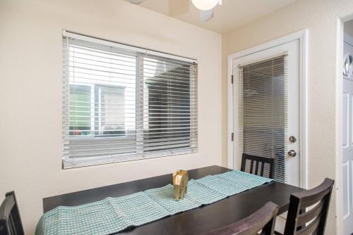 Apartamento Two-bedroom, One-bath Apt
