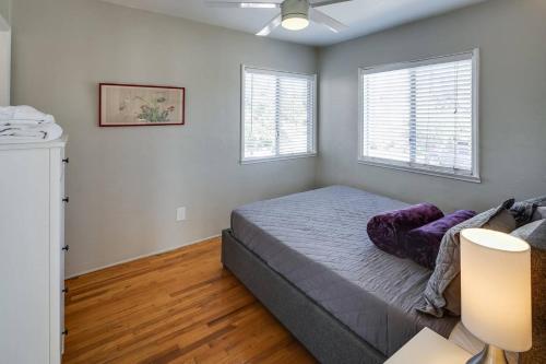 Apartamento Surfs Up Pb - 2 Condos, Walk To Beach!