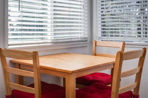 Apartamento Surfs Up Pb - 2 Condos, Walk To Beach!