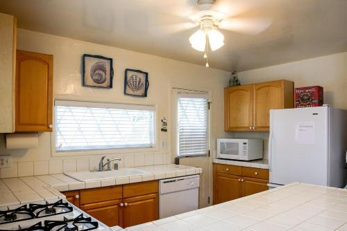 Four Bedroom- South Mission Duplex