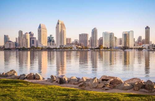 2 Bedroom Condo On The Water