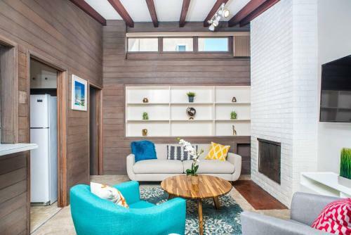 Three-bedroom In Point Loma