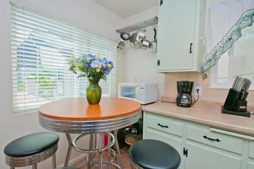 Rosewitha's Beach Hideaway