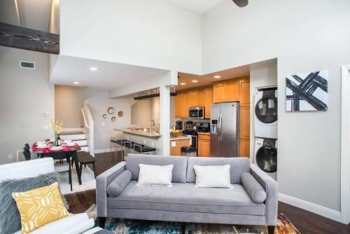 Three-bedroom, Three-bath Pacific Beach Home