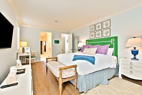 #6712 - Beach House Four-bedroom Holiday Home