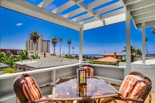 Pacific Shores III Home