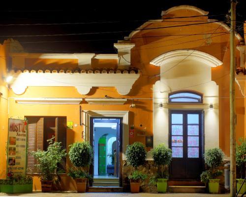 Hostal America