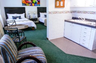 El Polo Apart Hotel & Suites