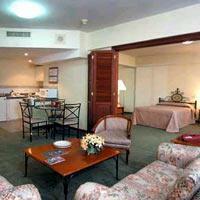 El Polo Apart Hotel & Suites