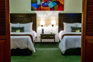 El Polo Apart Hotel & Suites