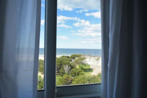 Hotel El Aguila Del Tuy�