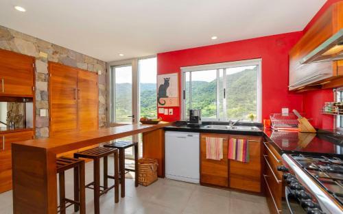 Villa Magnificient House Over The Andes In Salta