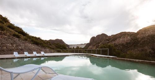 Lodge Bosque Divino Caba�as & Suites