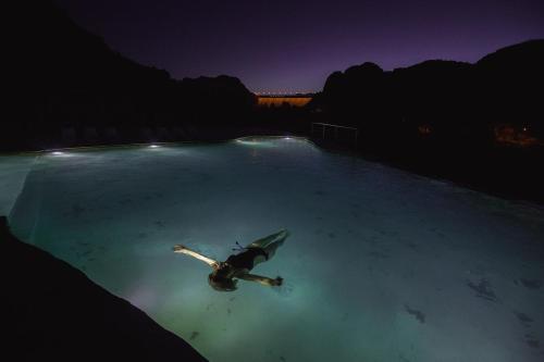 Lodge Bosque Divino Caba�as & Suites