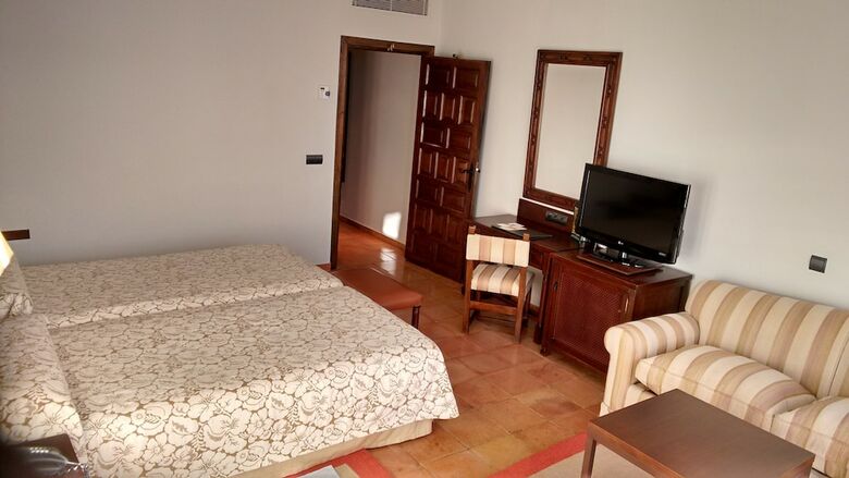 Hotel Parador De Sos Del Rey Cat�lico