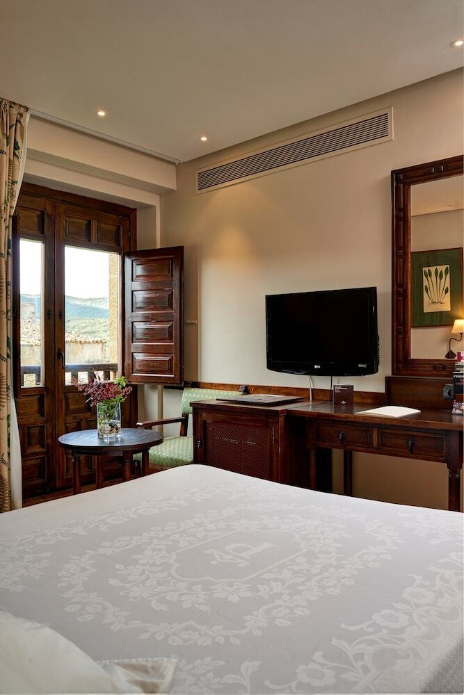 Hotel Parador De Sos Del Rey Cat�lico