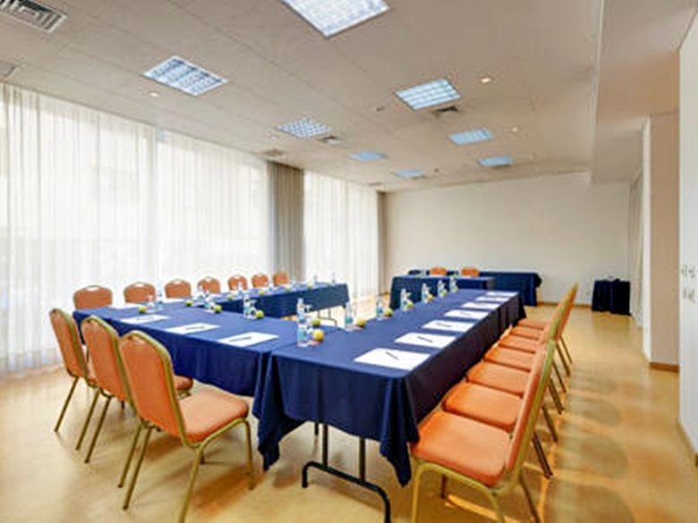 TRYP Porto Centro Hotel