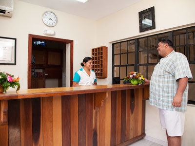 Hotel Sunbreeze Suites