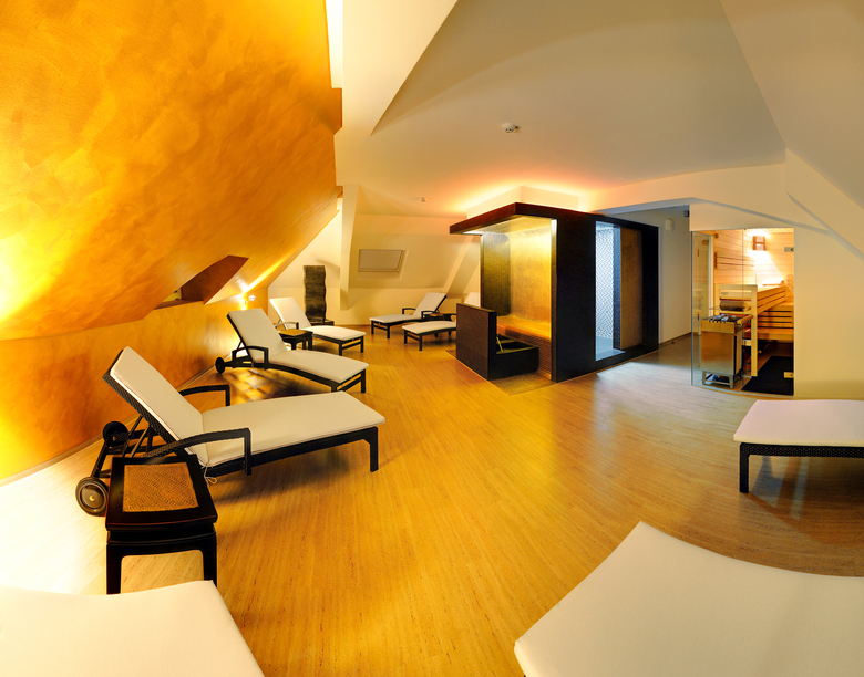 V8 Hotel Classic Motorworld Region Stuttgart