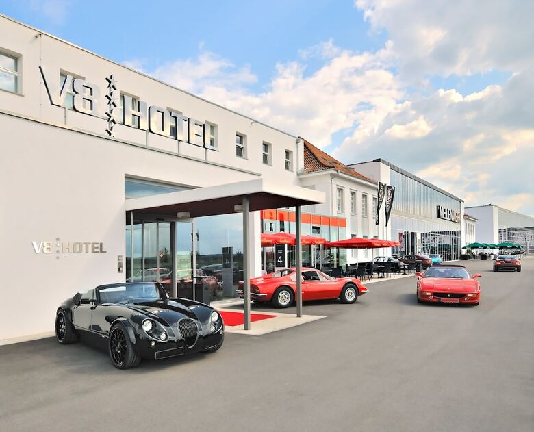 V8 Hotel Classic Motorworld Region Stuttgart