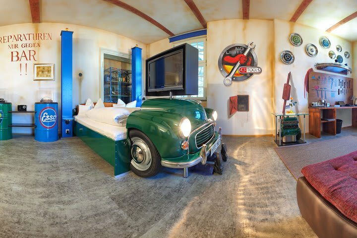 V8 Hotel Classic Motorworld Region Stuttgart
