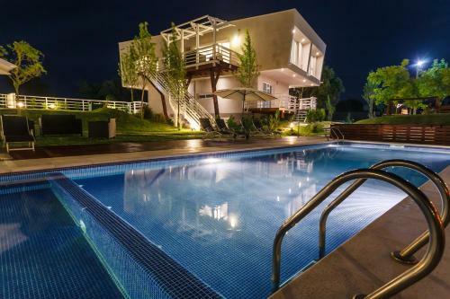 Hotel Senderos