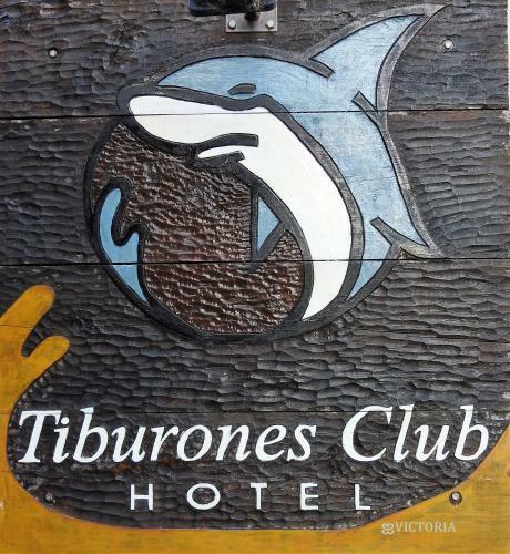 Hotel Tiburones Club