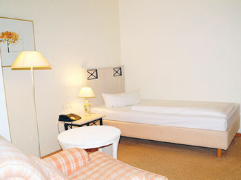 Entr�e Gro� Borstel Garni Hotel